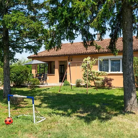 Nyaraló 2 Bedroom Cozy In Vodnjan