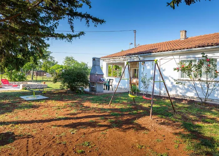 Ferienhaus 2 Bedroom Awesome In